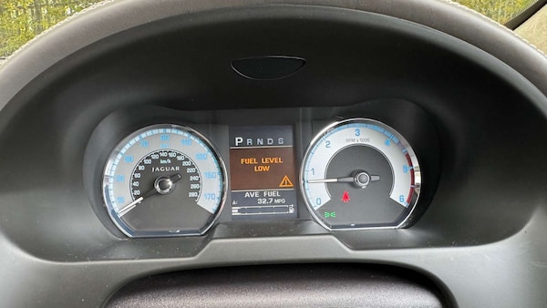 Used Jaguar XF 2010 for sale - 76235441: Photo 9