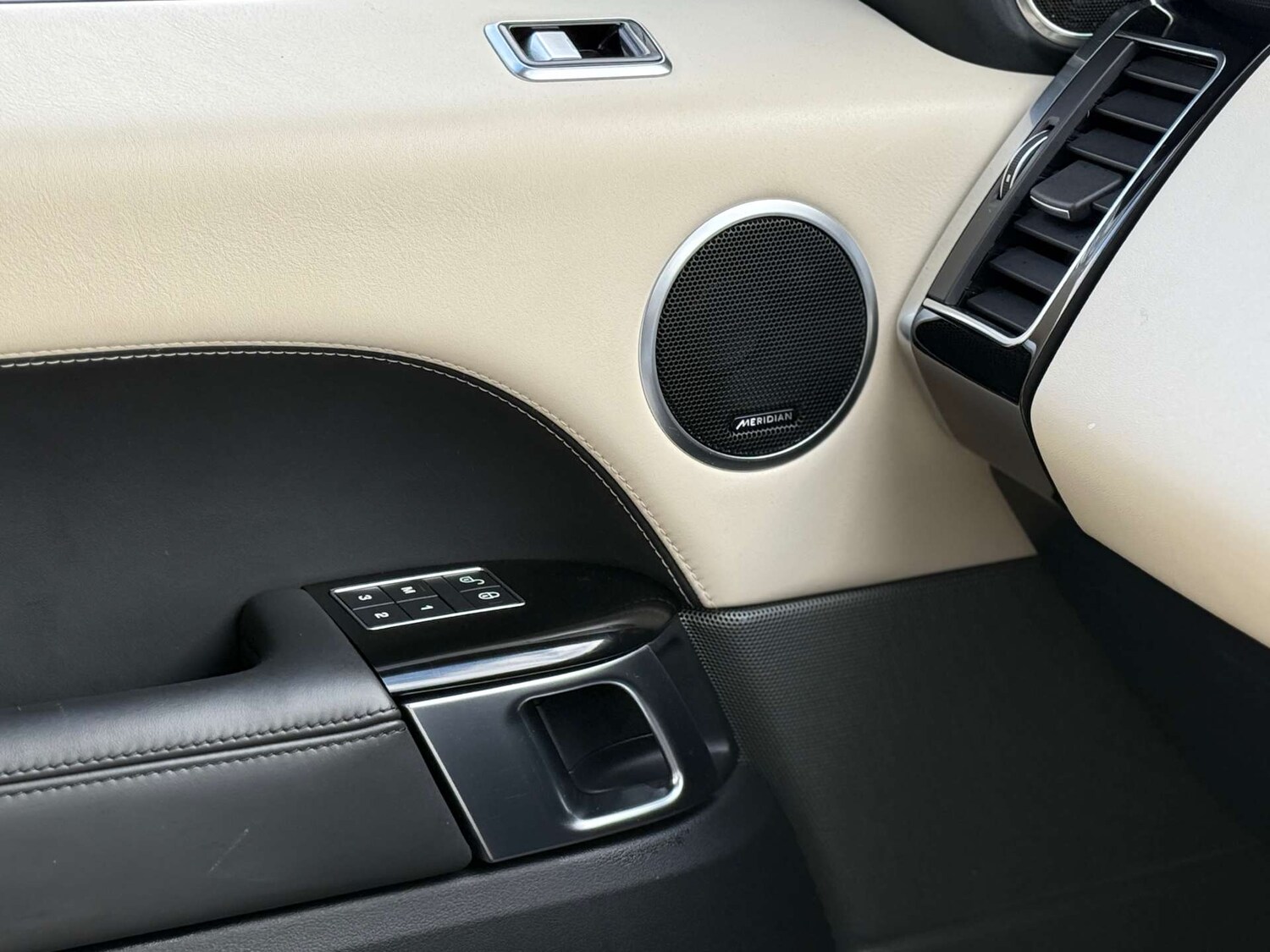 Used Land Rover Range Rover Sport 2019 for sale - 77366782: Photo 60