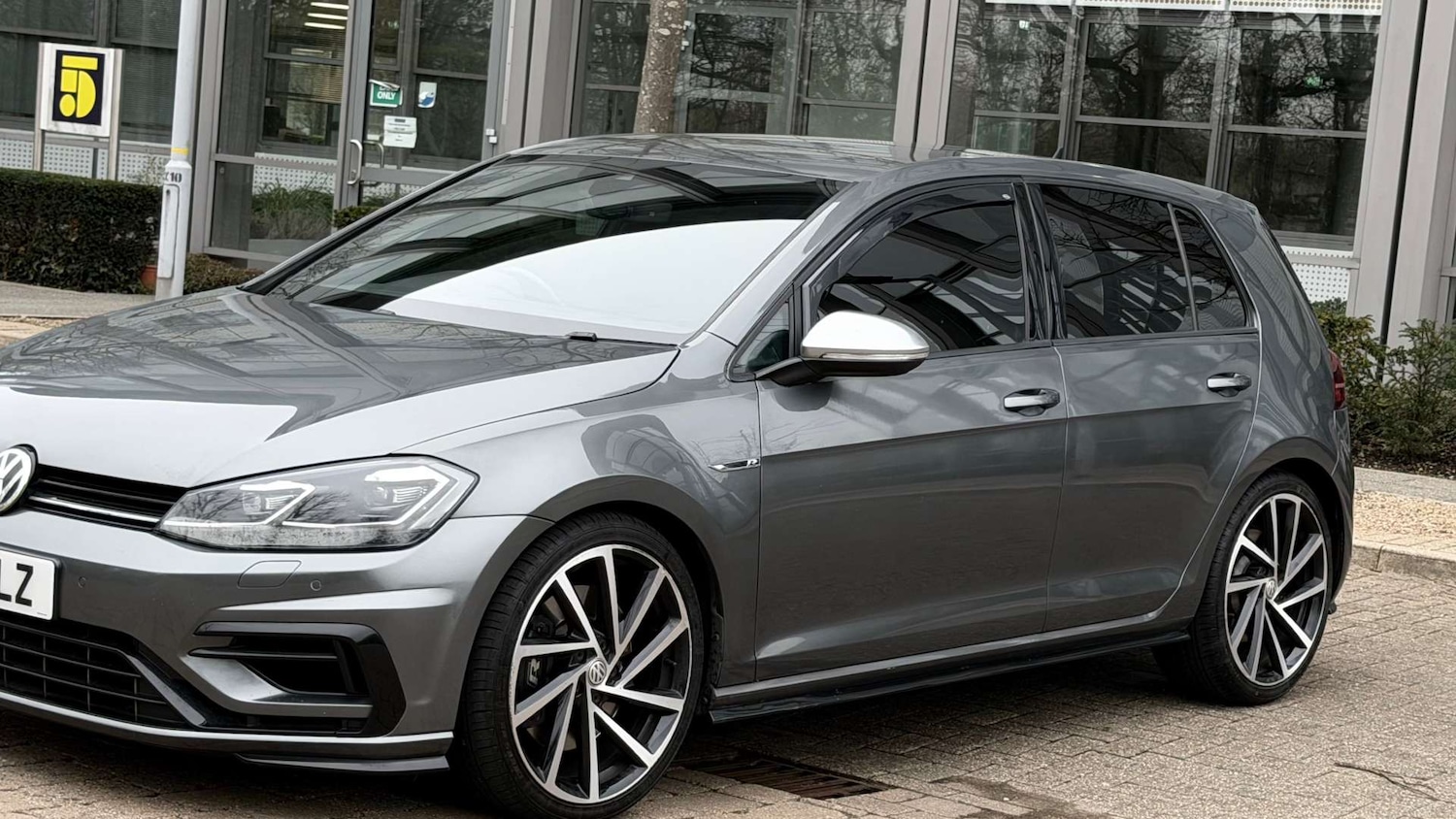 Used Volkswagen Golf 2019 for sale - 77797077: Photo 11