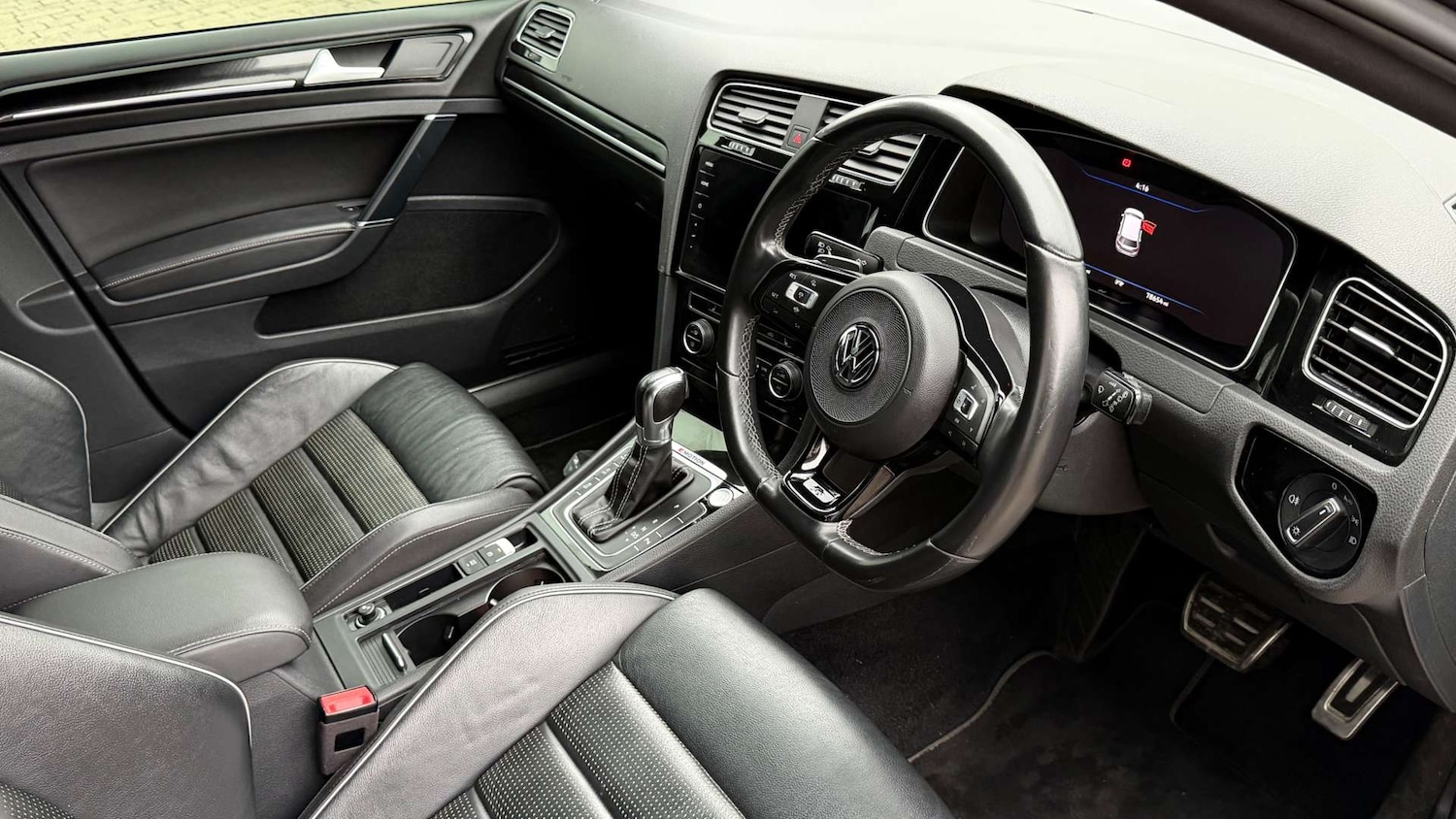 Used Volkswagen Golf 2019 for sale - 77797077: Photo 29