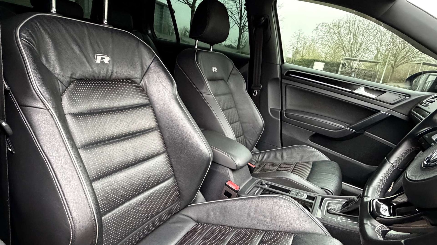 Used Volkswagen Golf 2019 for sale - 77797077: Photo 32