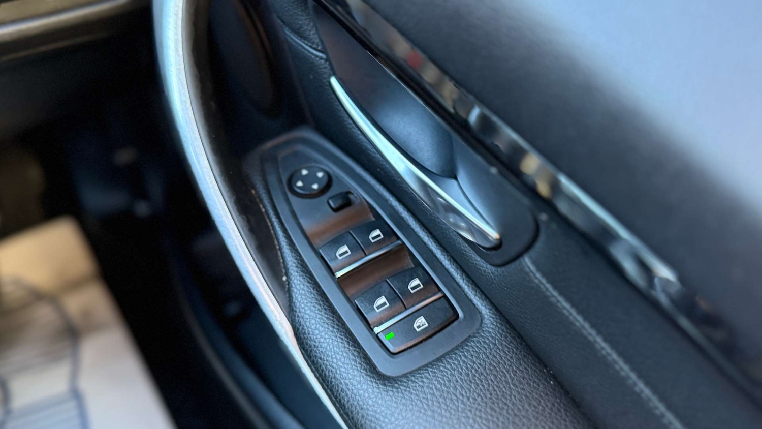 Used BMW 3 Series 2018 for sale - 77438687: Photo 32