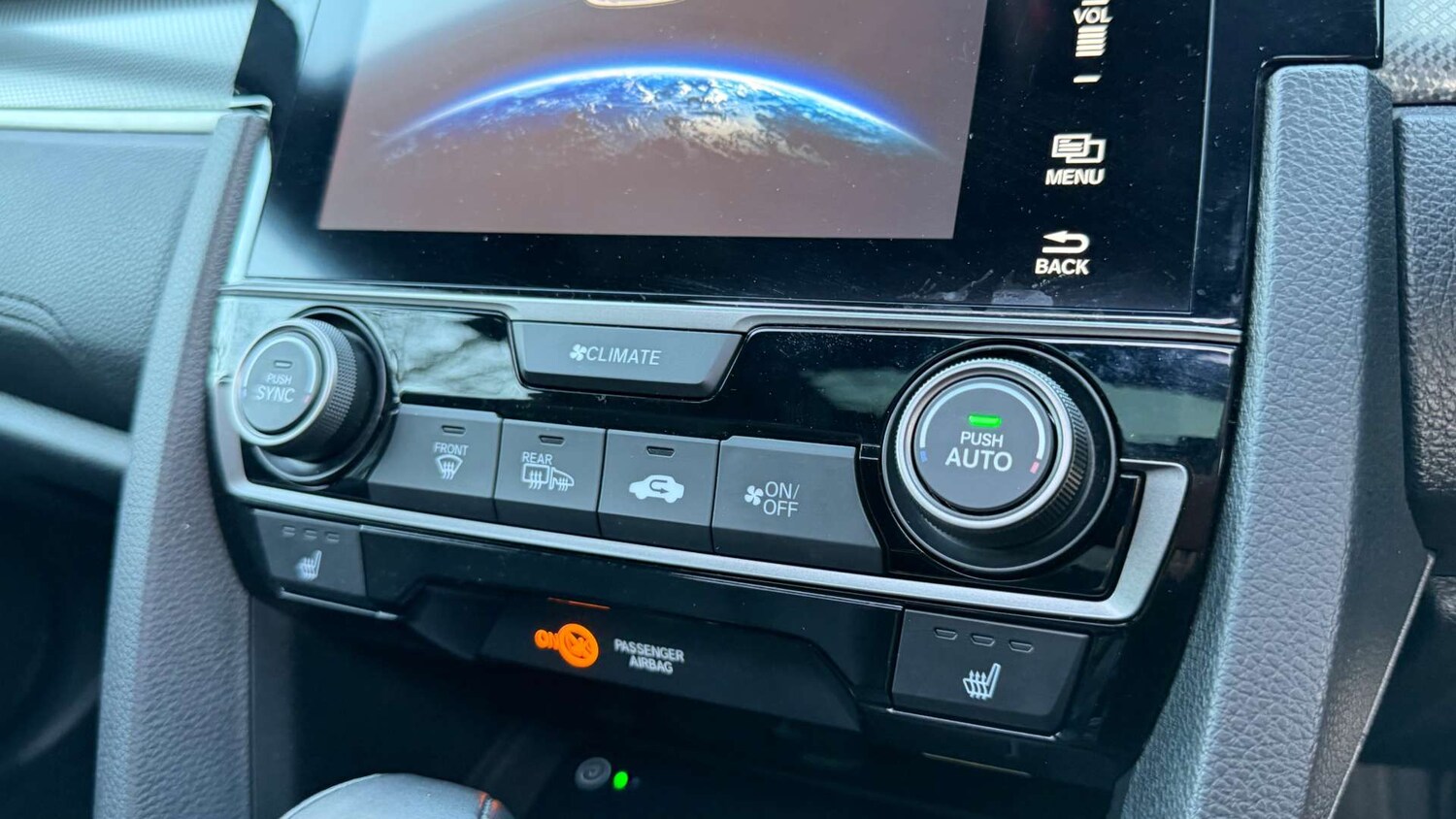 Used Honda Civic 2020 for sale - 77701543: Photo 16