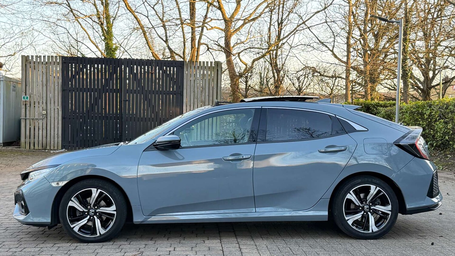 Used Honda Civic 2020 for sale - 77701543: Photo 24