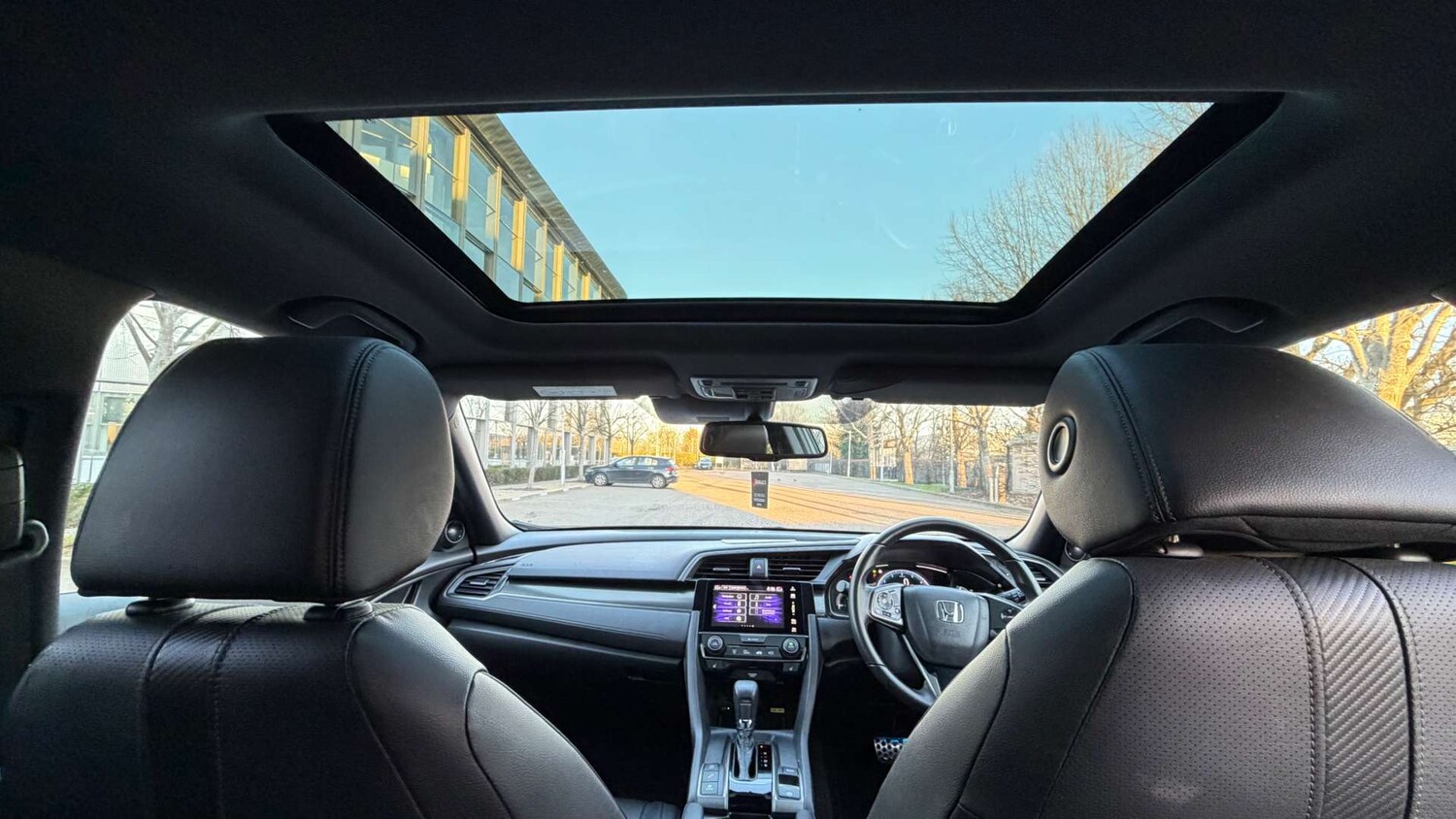 Used Honda Civic 2020 for sale - 77701543: Photo 31