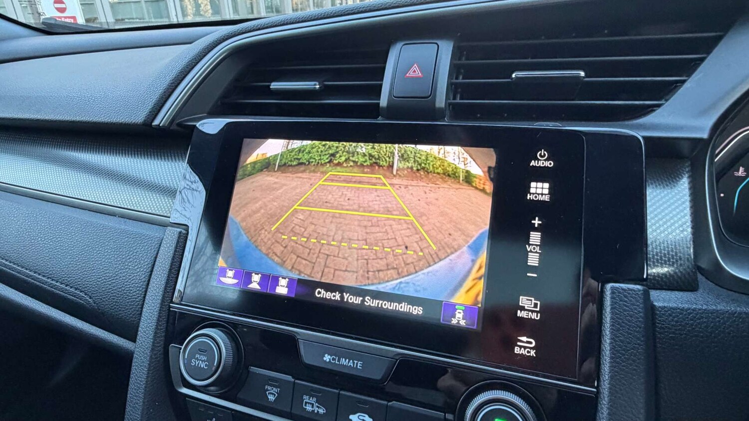 Used Honda Civic 2020 for sale - 77701543: Photo 32