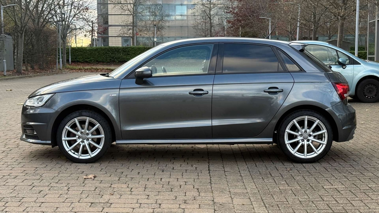 Used Audi A1 2015 for sale - 76698054: Photo 10