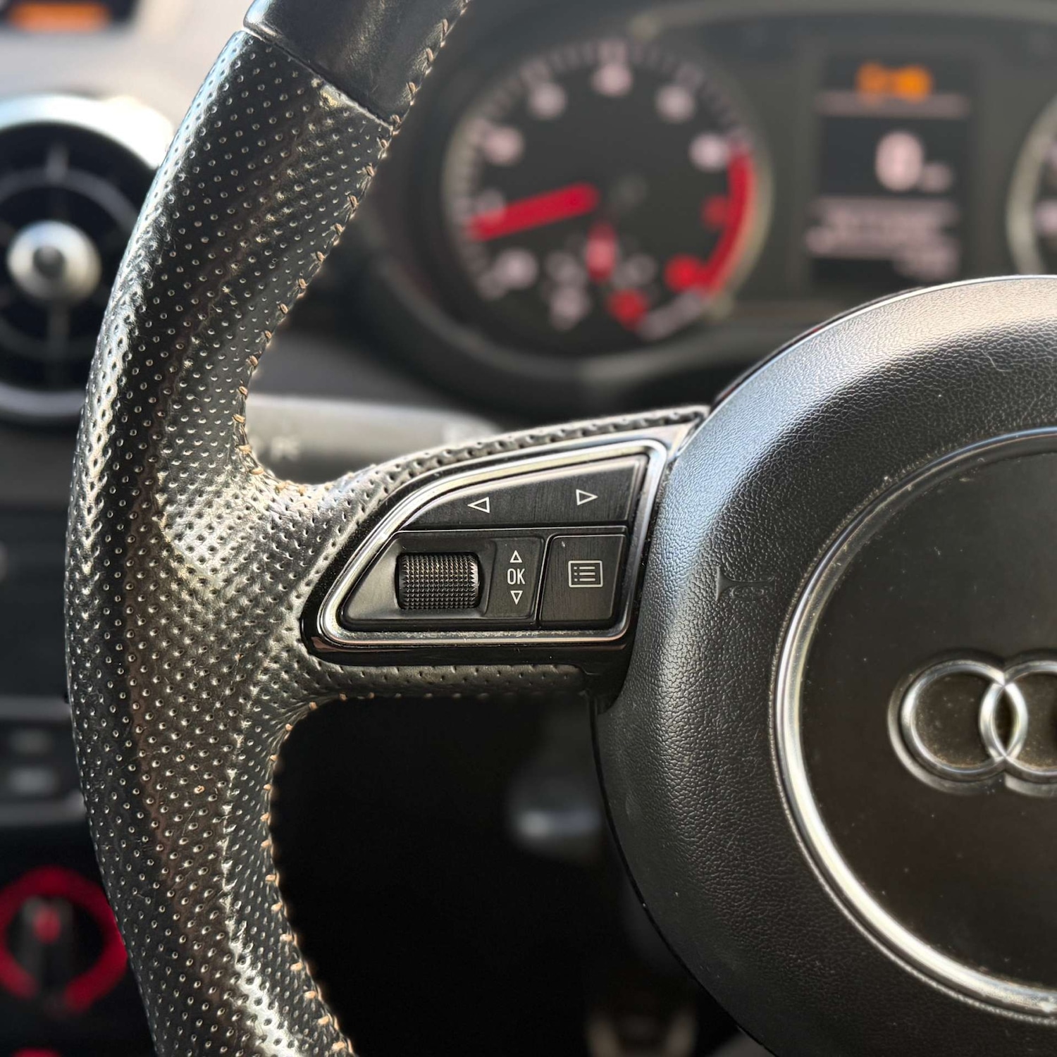 Used Audi A1 2015 for sale - 76698054: Photo 39