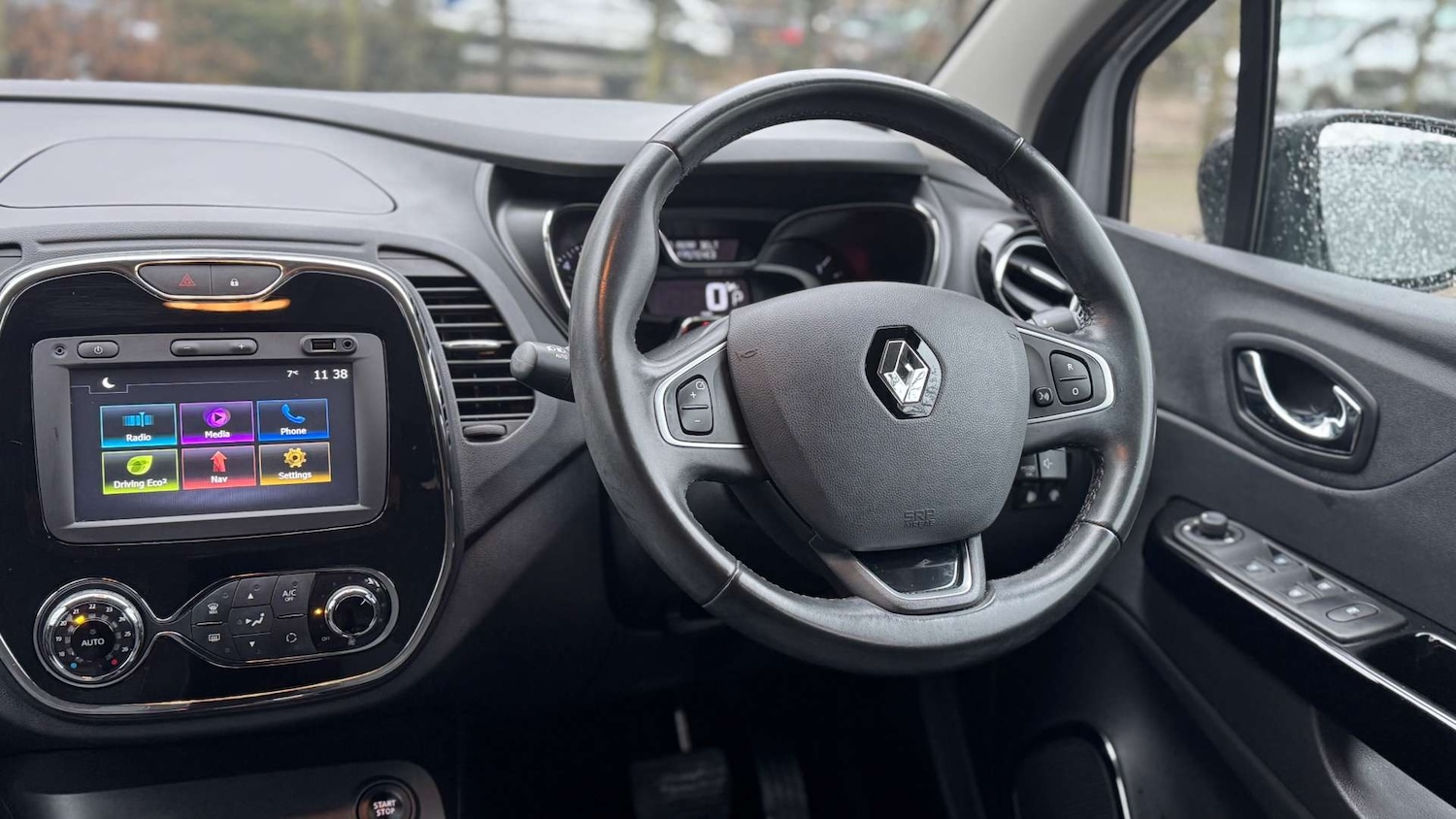 Used Renault Captur 2016 for sale - 77336996: Photo 13