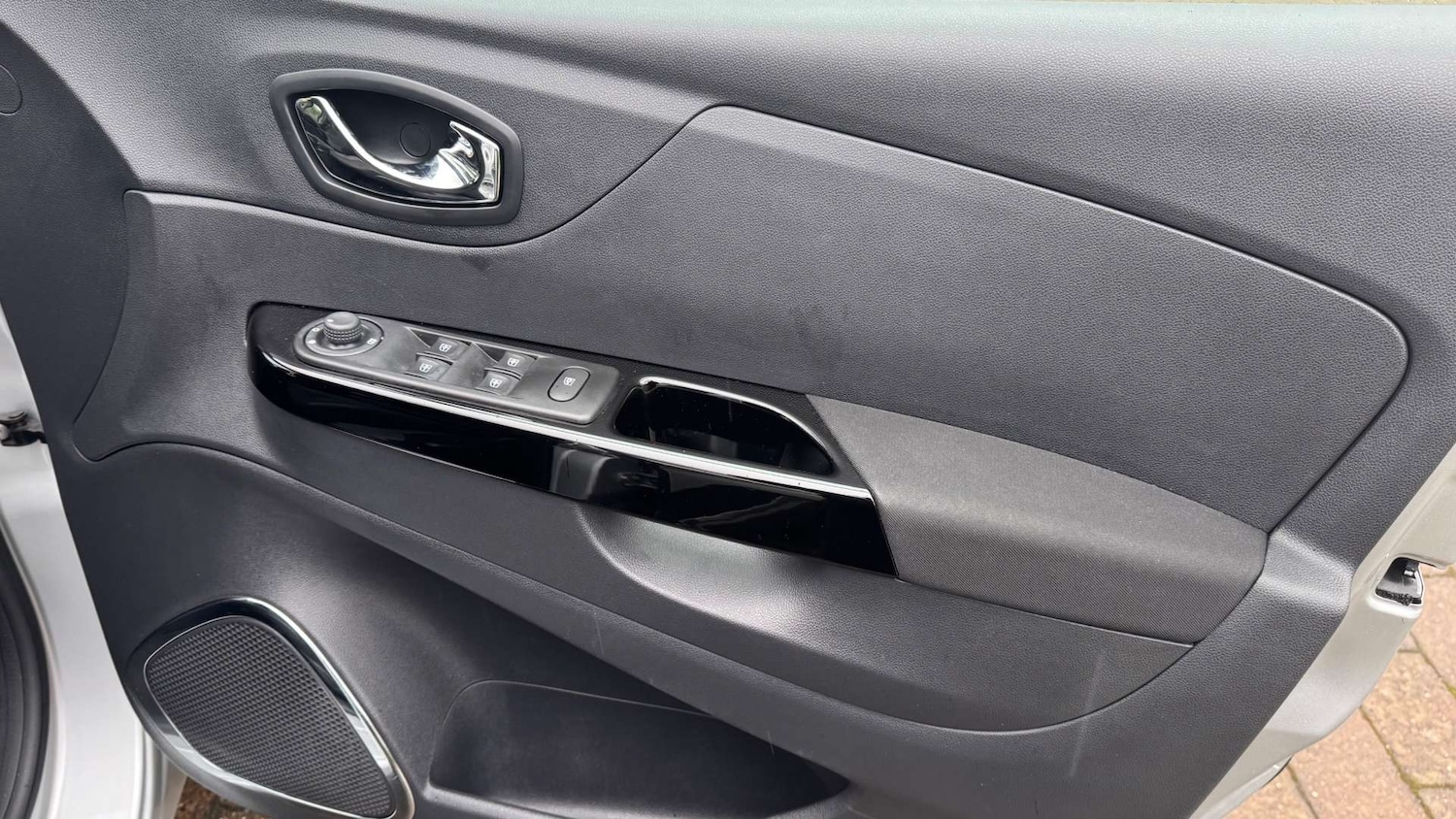 Used Renault Captur 2016 for sale - 77336996: Photo 15