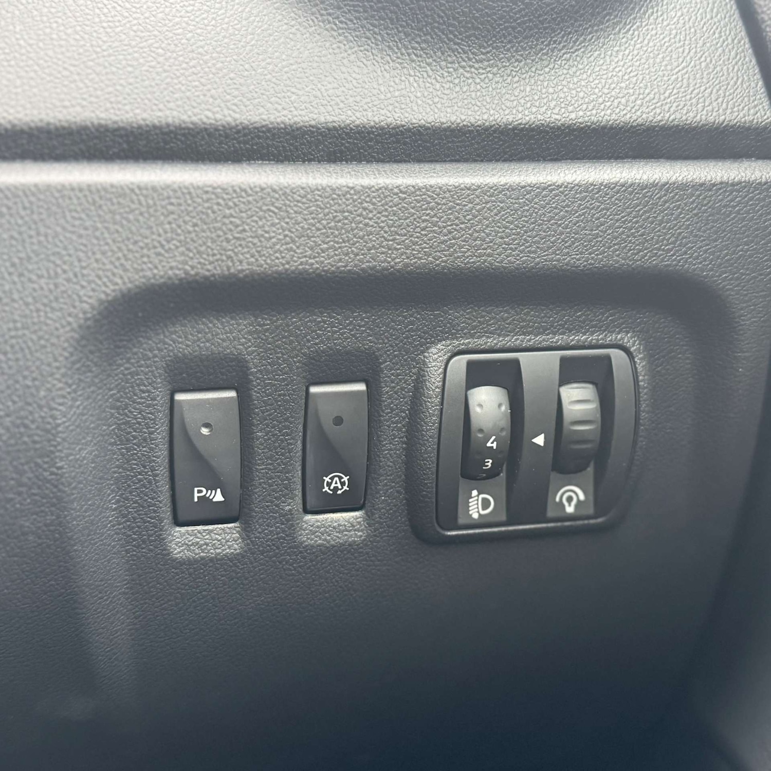 Used Renault Captur 2016 for sale - 77336996: Photo 24