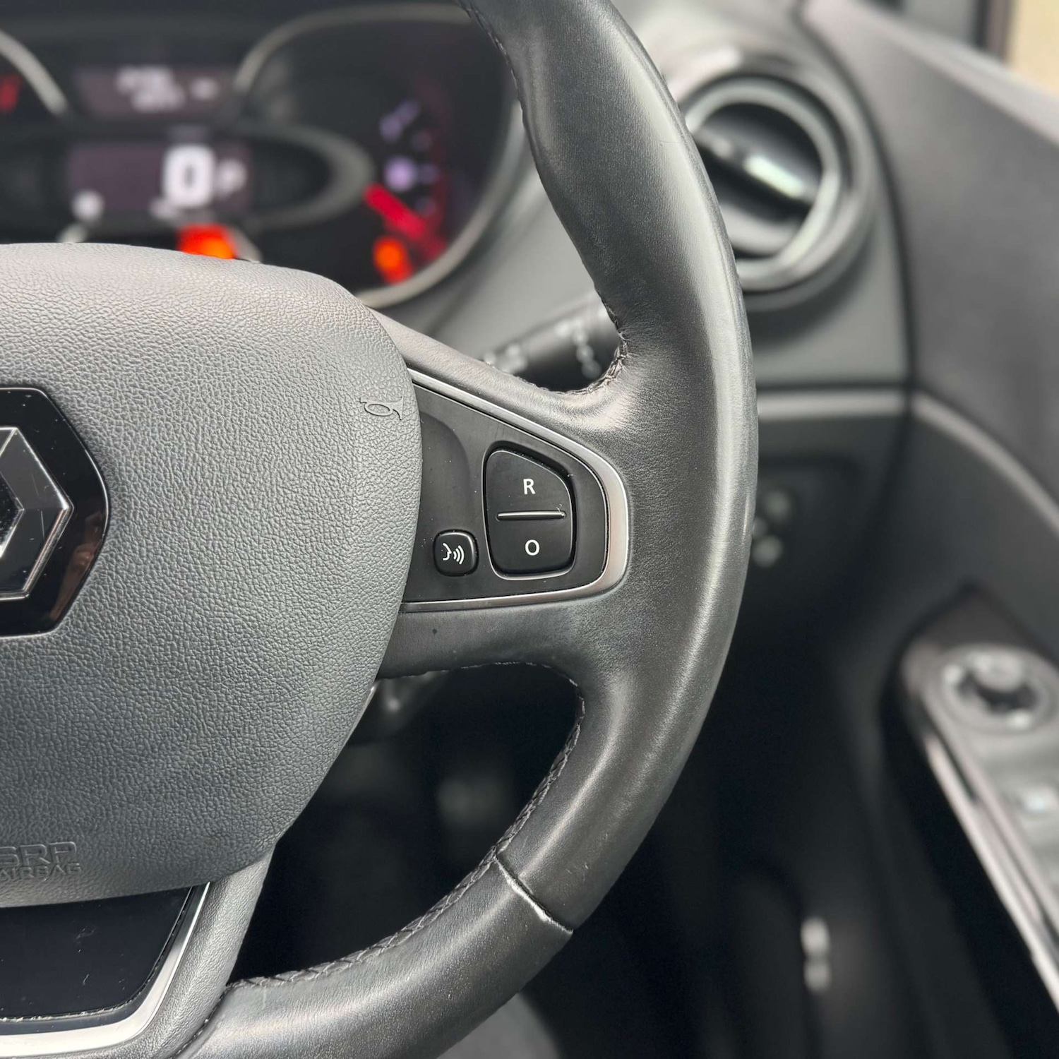 Used Renault Captur 2016 for sale - 77336996: Photo 25