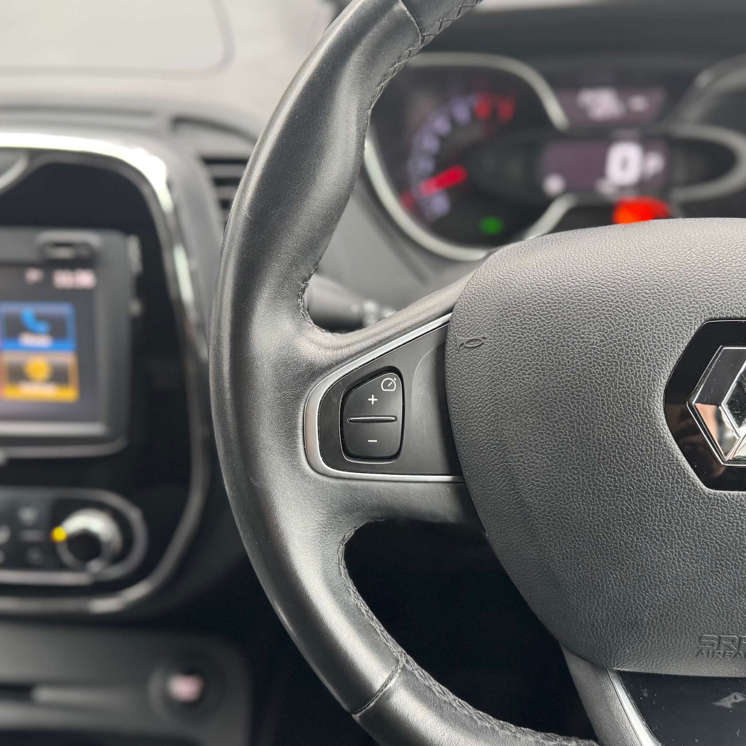 Used Renault Captur 2016 for sale - 77336996: Photo 26