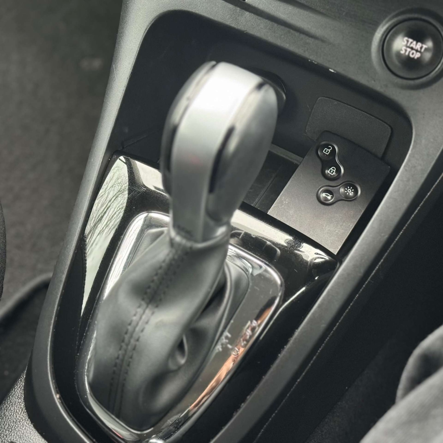 Used Renault Captur 2016 for sale - 77336996: Photo 28