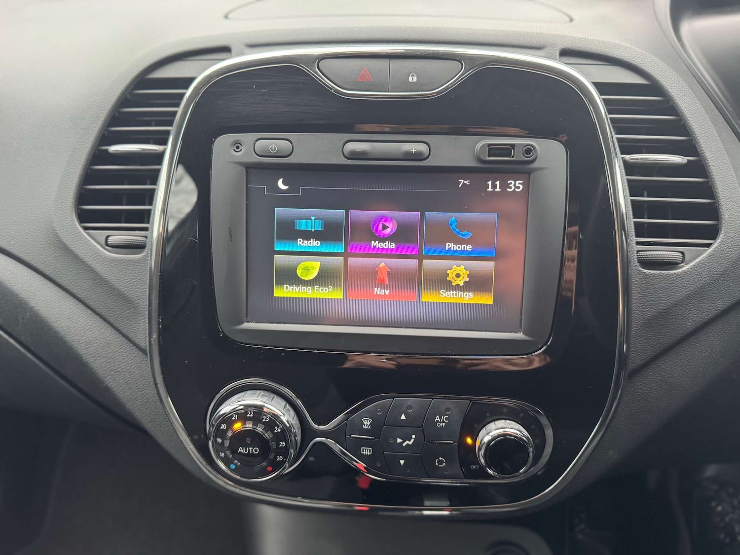 Used Renault Captur 2016 for sale - 77336996: Photo 29