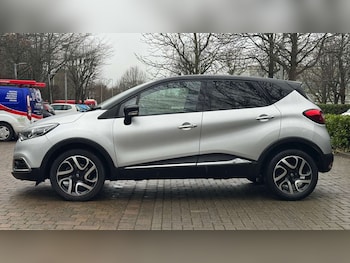 Used Renault Captur 2016 for sale - 77336996: Photo