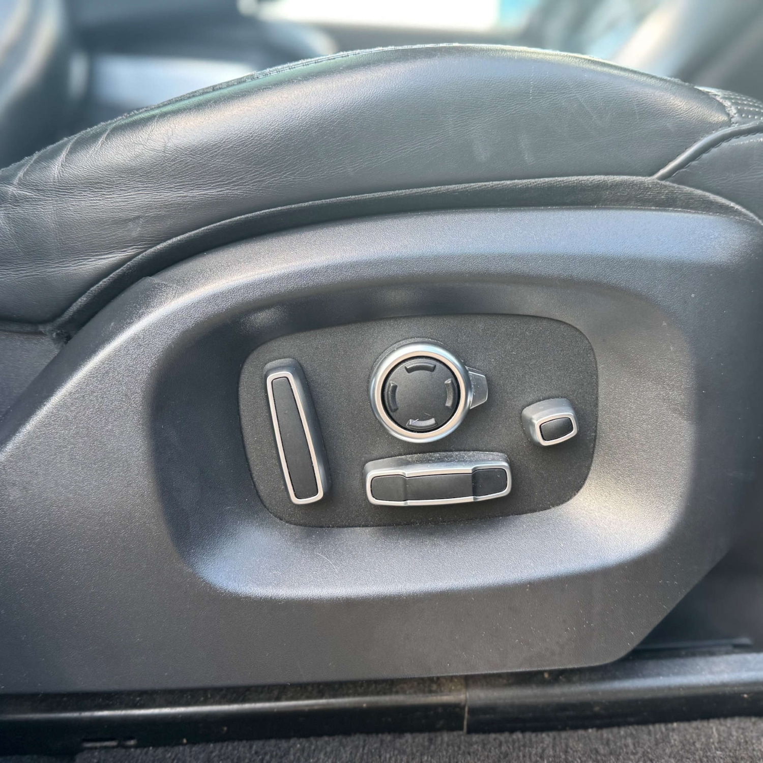 Used Land Rover Range Rover Sport 2015 for sale - 76665405: Photo 37