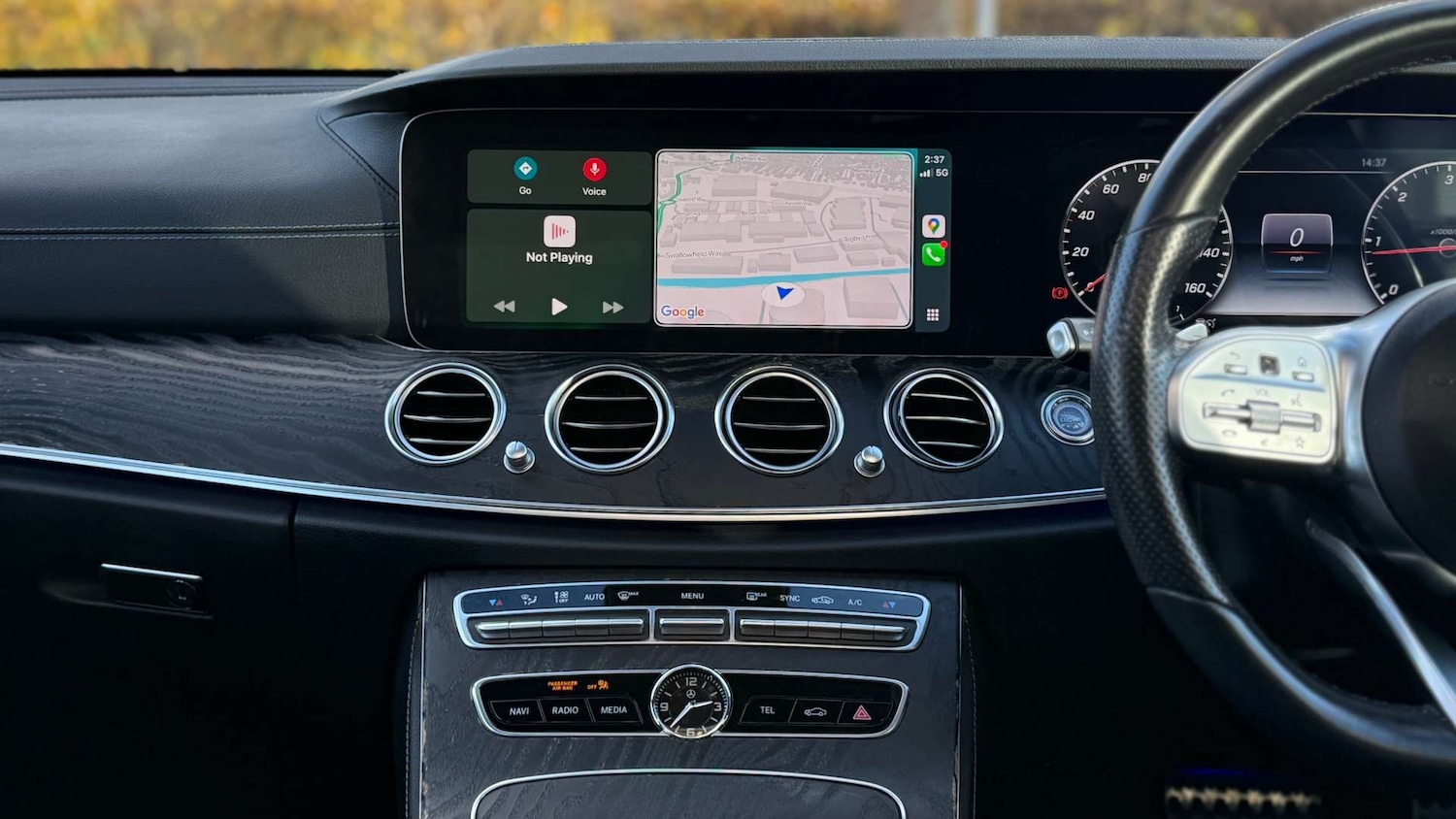 Used Mercedes-Benz E Class 2019 for sale - 76445605: Photo 2