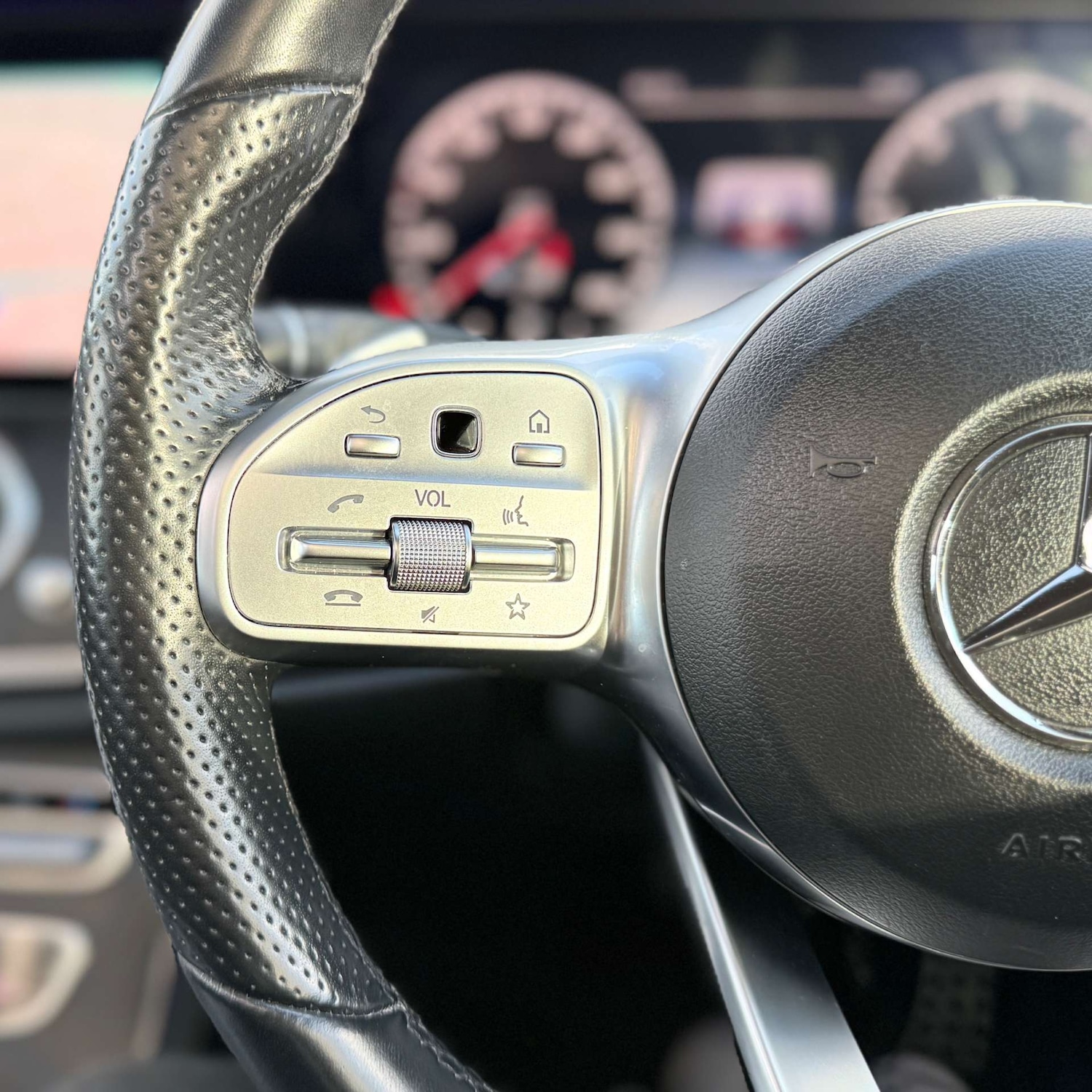 Used Mercedes-Benz E Class 2019 for sale - 76445605: Photo 32