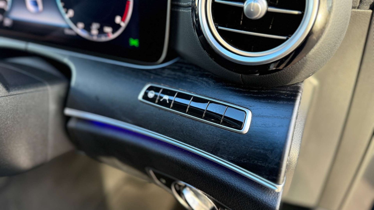 Used Mercedes-Benz E Class 2019 for sale - 76445605: Photo 49