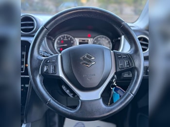 Used Suzuki Vitara 2015 for sale - 78213855: Photo