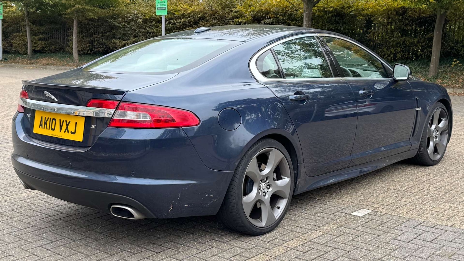 Used Jaguar XF 2010 for sale - 76527419: Photo 11