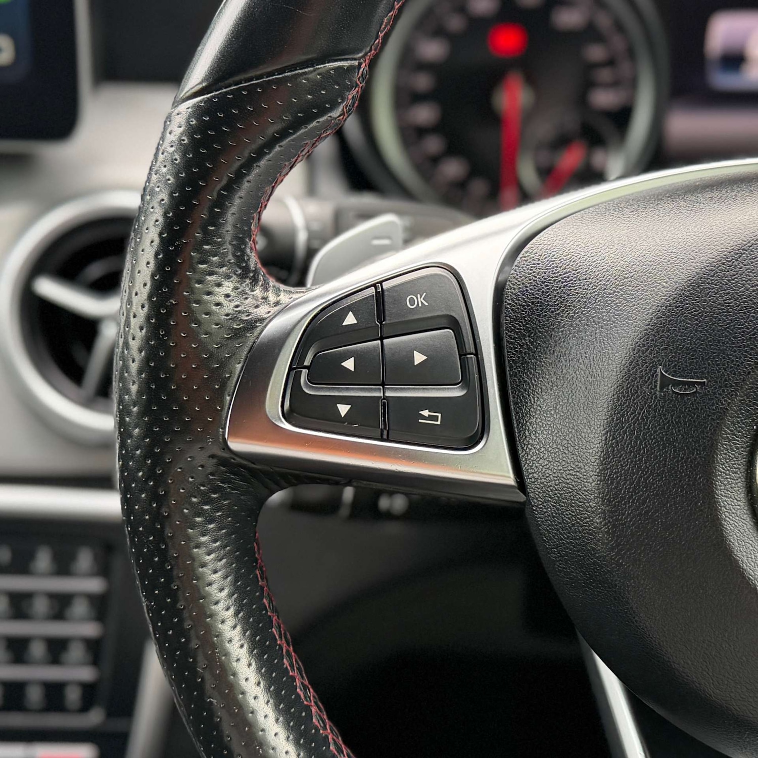 Used Mercedes-Benz GLA 2017 for sale - 78133406: Photo 35