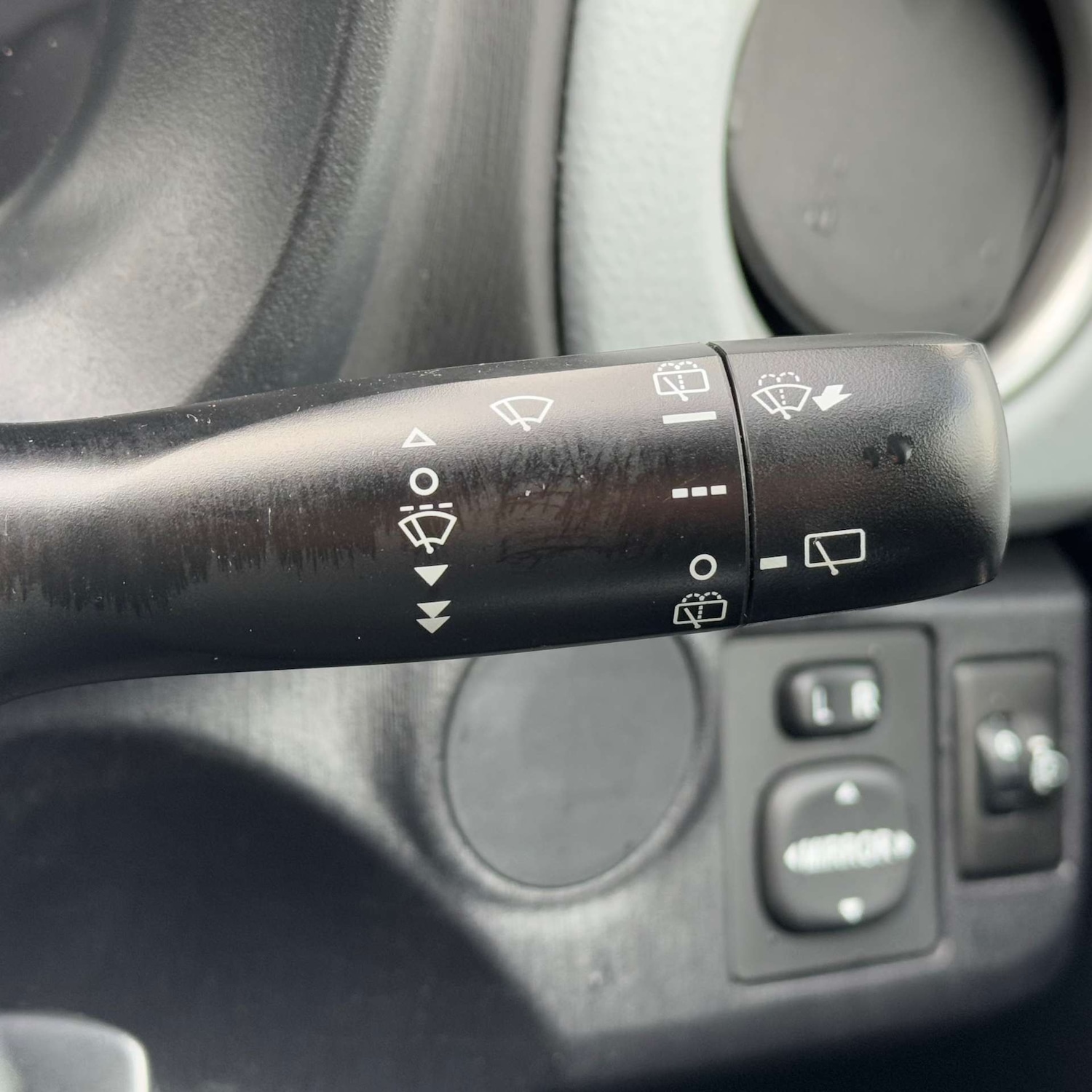 Used Toyota Yaris 2013 for sale - 77303967: Photo 25