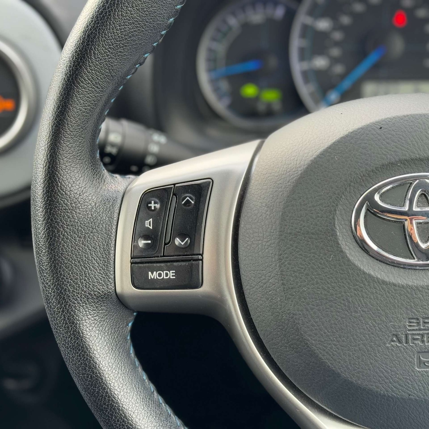 Used Toyota Yaris 2013 for sale - 77303967: Photo 29