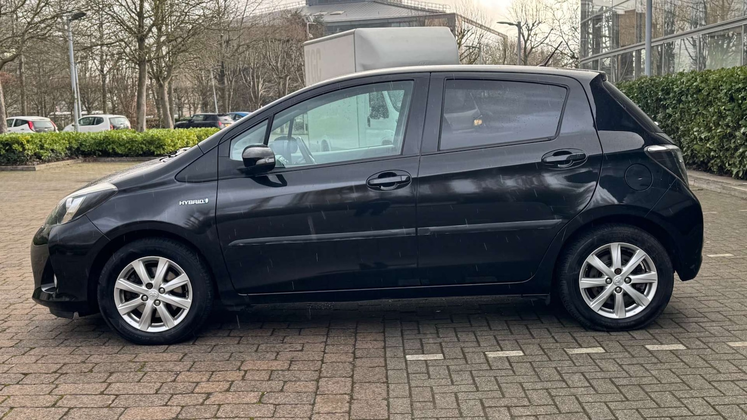 Used Toyota Yaris 2013 for sale - 77303967: Photo 4