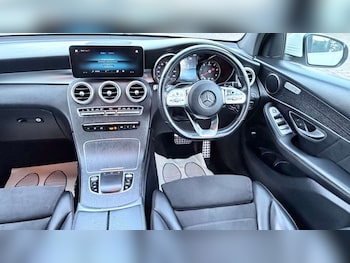 Used Mercedes-Benz GLC 2019 for sale - 79105347: Photo