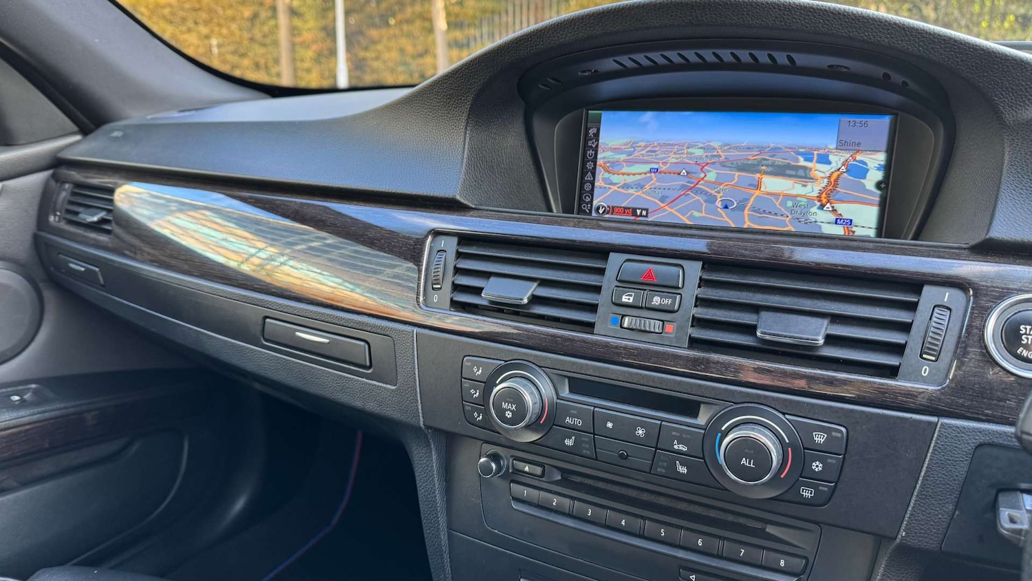 Used BMW 3 Series 2012 for sale - 76601854: Photo 28