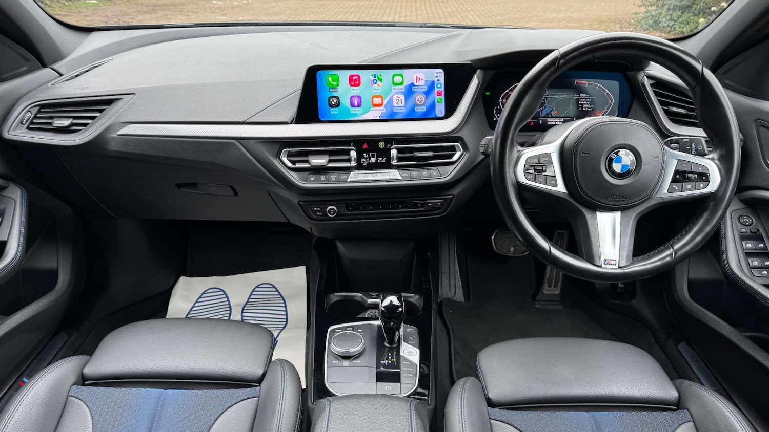 Used BMW 1 Series 2022 for sale - 77630701: Photo 2