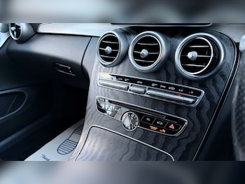 Used Mercedes-Benz C Class 2017 for sale - 78056695: Photo