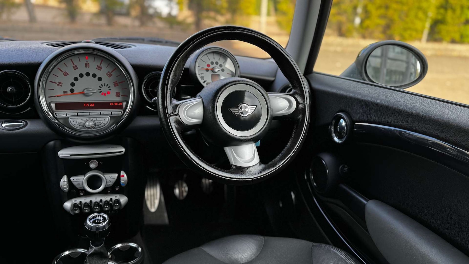 Used MINI Hatch 2010 for sale - 76395525: Photo 26