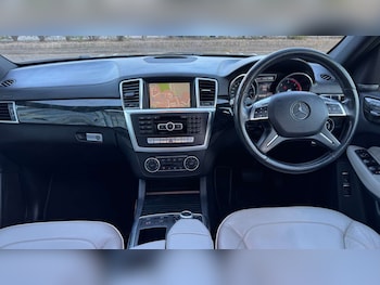 Used Mercedes-Benz GL Class 2013 for sale - 78213854: Photo