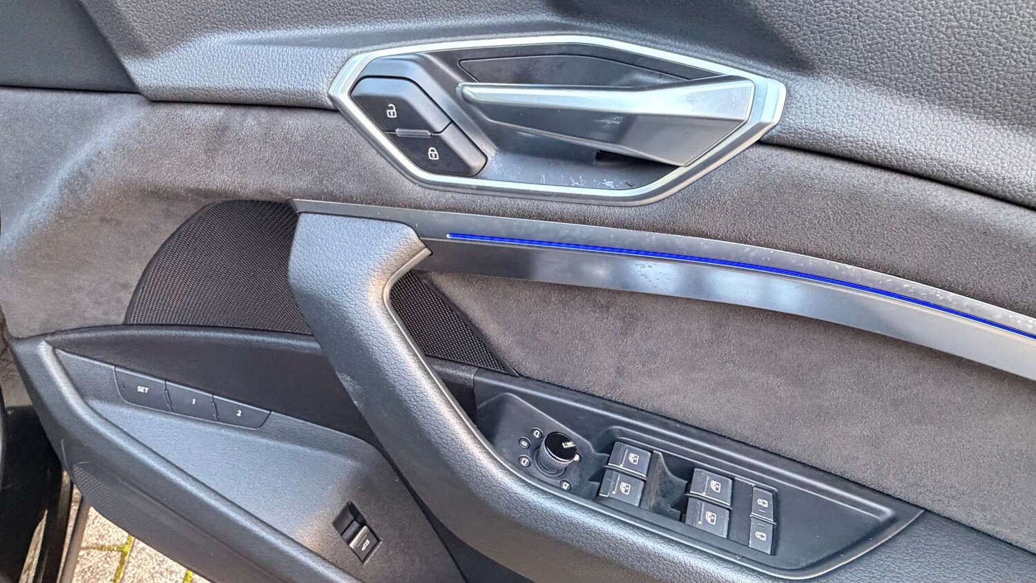 Used Audi e-tron 2020 for sale - 77660288: Photo 24