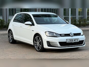 Used Volkswagen Golf 2016 for sale - 75713554: Photo
