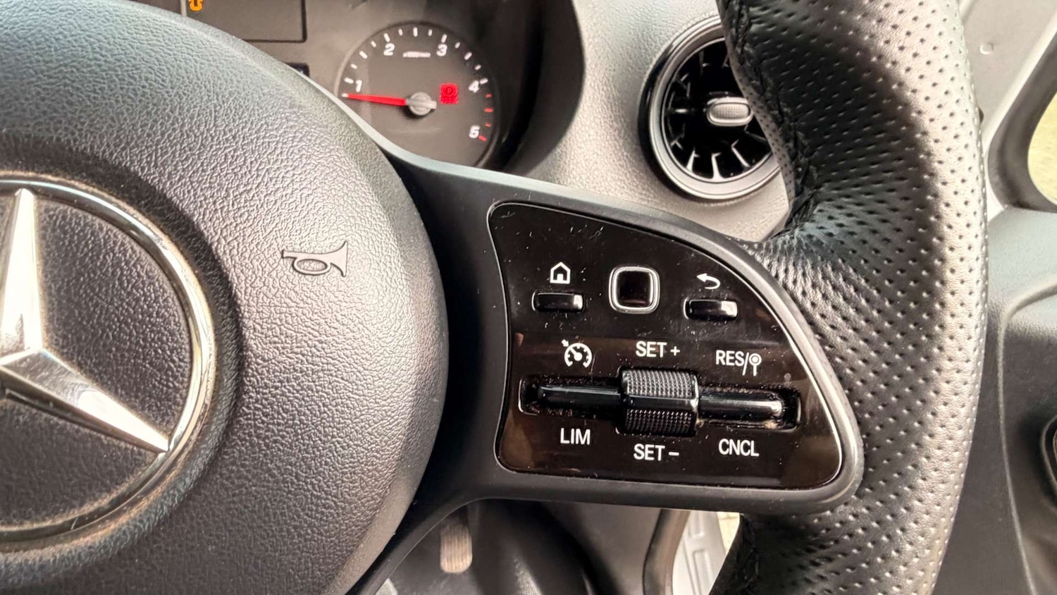 Used Mercedes-Benz Sprinter 2019 for sale - 77315532: Photo 39