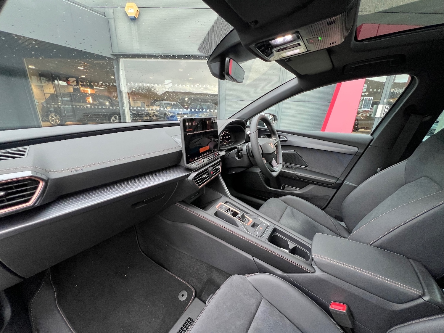 Used Cupra Leon 2024 for sale - 76523528: Photo 2