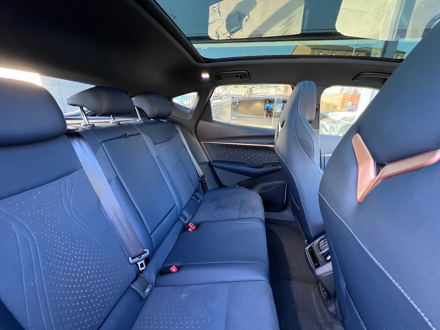 Used Cupra Tavascan 2025 for sale - 76773132: Photo 42