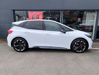 Used Cupra Born 2025 for sale - 76390008: Photo