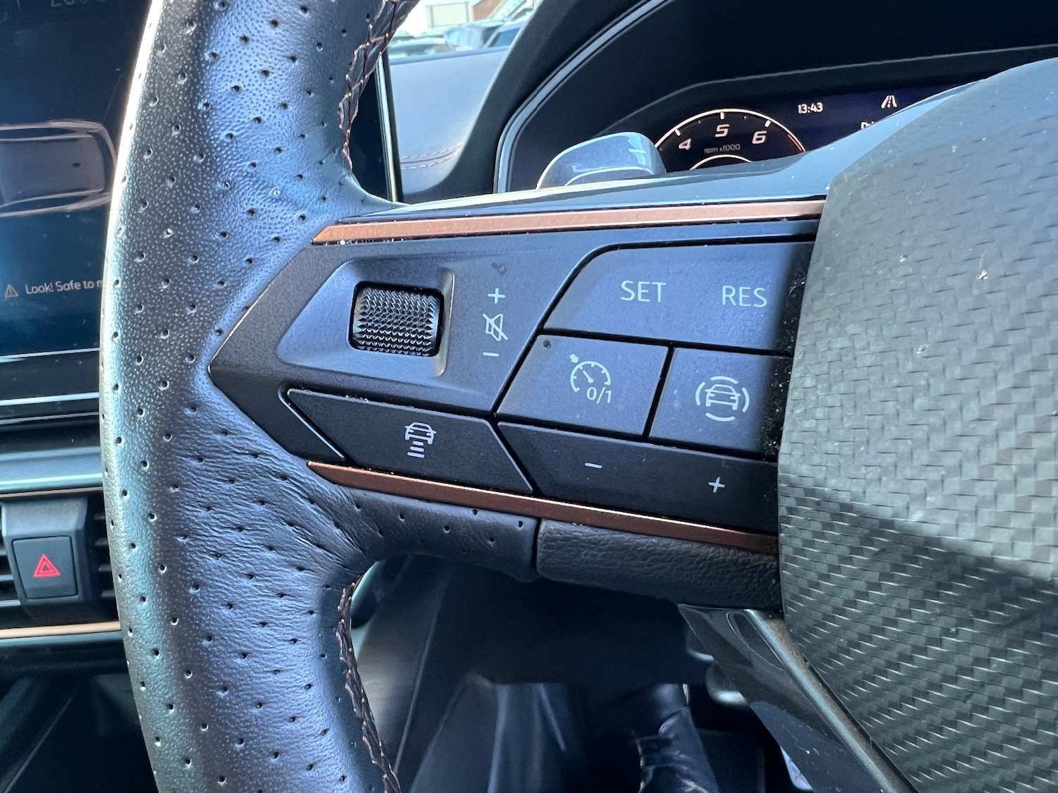 Used Cupra Formentor 2022 for sale - 76428298: Photo 23