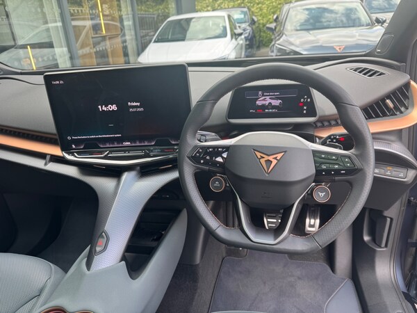 Used Cupra Tavascan 2025 for sale - 75495597: Photo 11