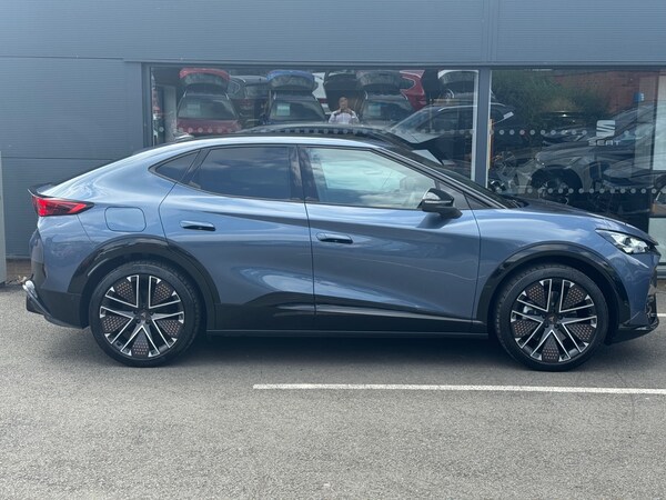 Used Cupra Tavascan 2025 for sale - 75495597: Photo 4