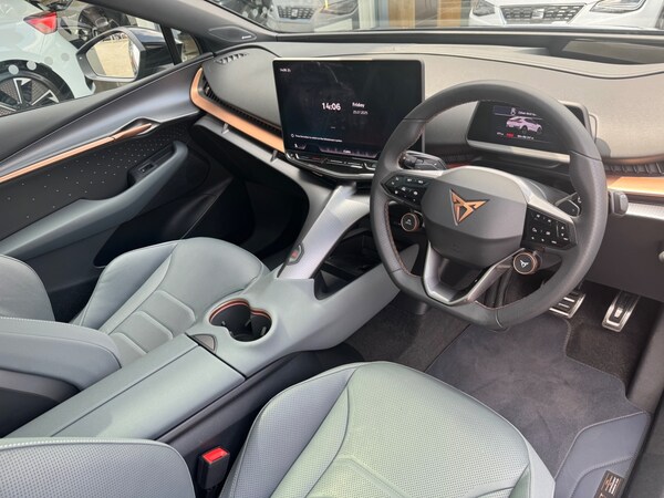 Used Cupra Tavascan 2025 for sale - 75495597: Photo 6