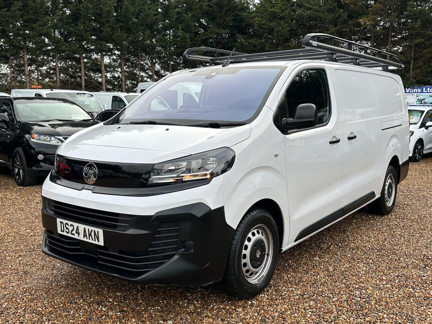 Used Vauxhall Vivaro 2024 for sale - 76644934: Photo 1
