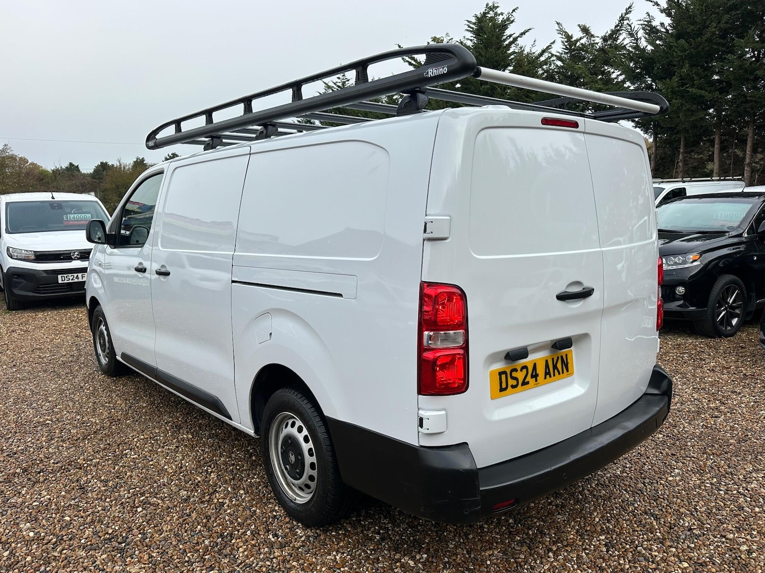 Used Vauxhall Vivaro 2024 for sale - 76644934: Photo 3