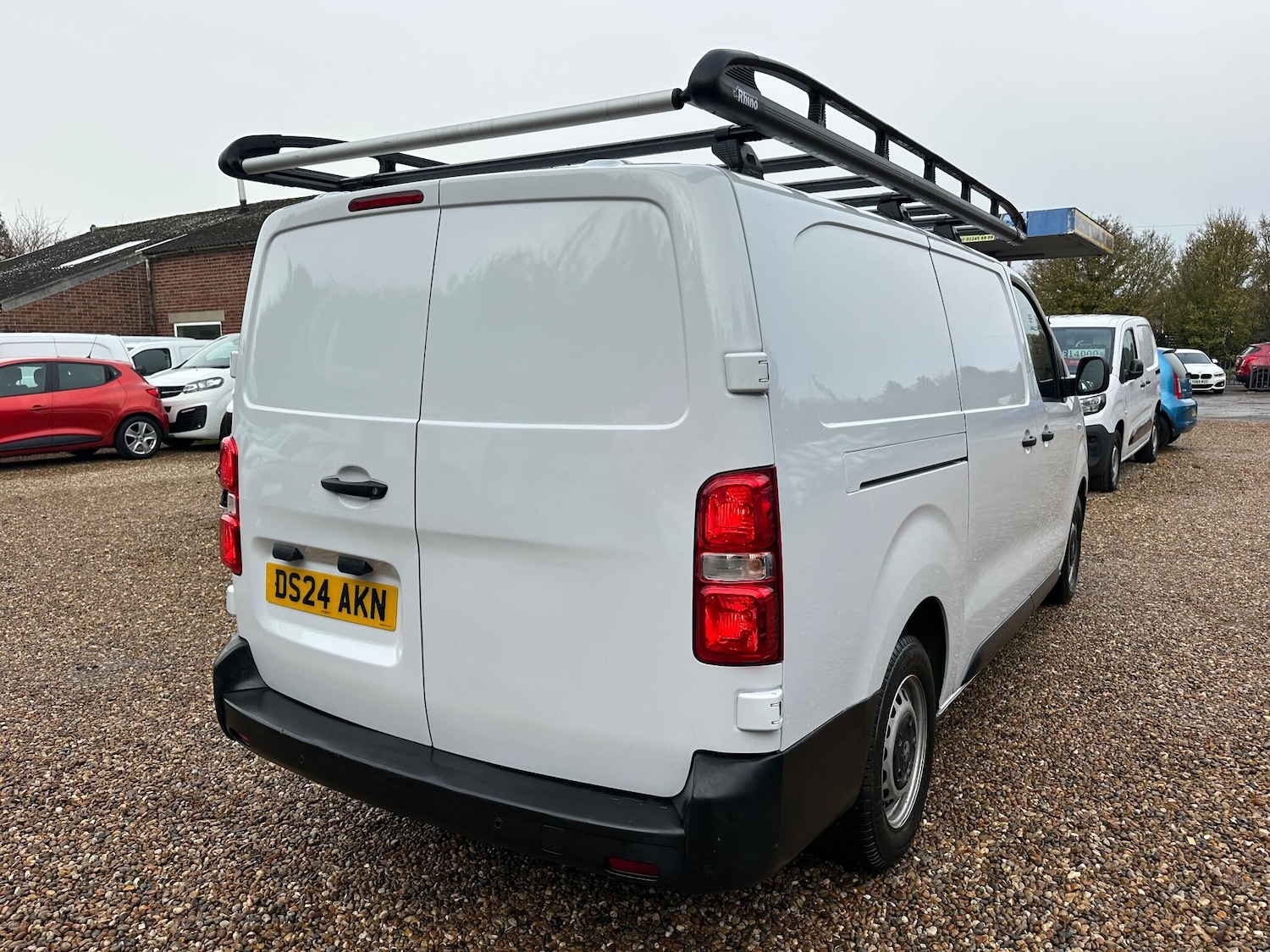 Used Vauxhall Vivaro 2024 for sale - 76644934: Photo 5