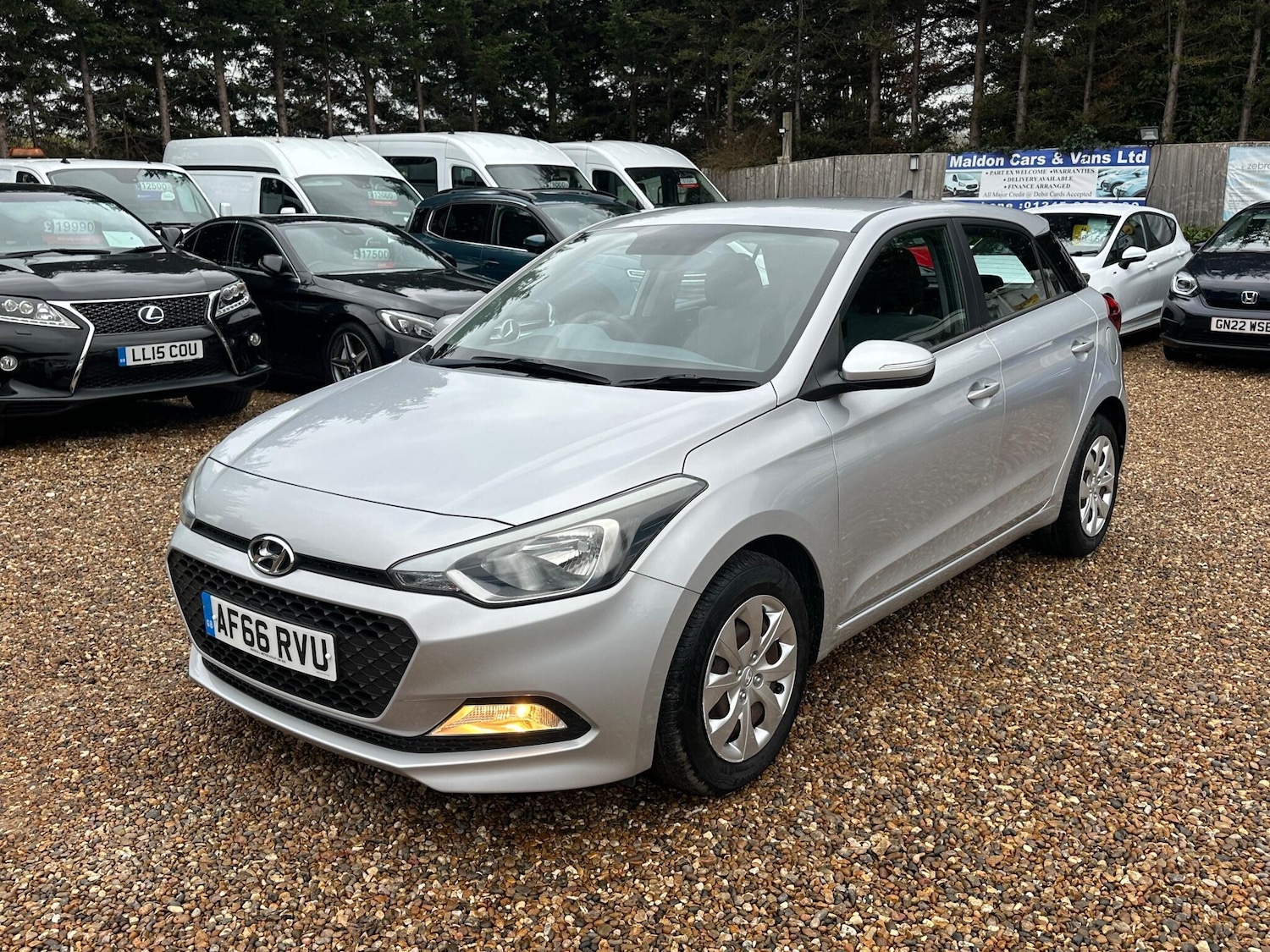 Used Hyundai i20 2016 for sale - 76688828: Photo 1